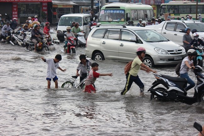 Triều[-]cường[-]gây[-]ngập[-]úng[-]nhiều[-]nơi[-]tại[-]Hậu[-]Giang